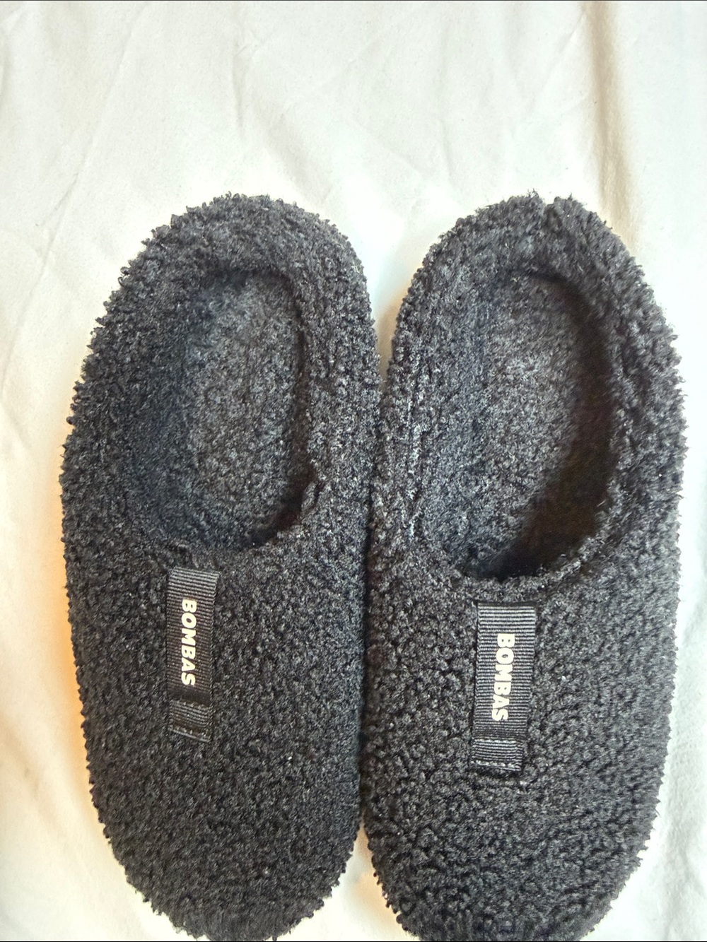 Bombas Black Sherpa Slip-On Clogs women size 7 soft, cushion slippers - Picture 2 of 9